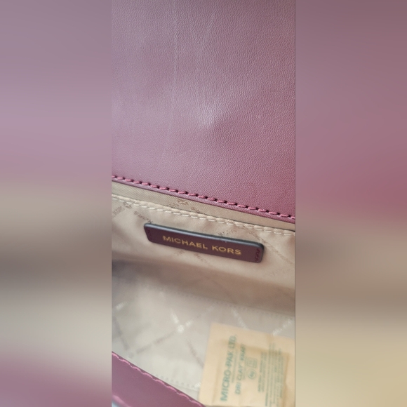 NWT Michael Kors Crossbody - Picture 6 of 7